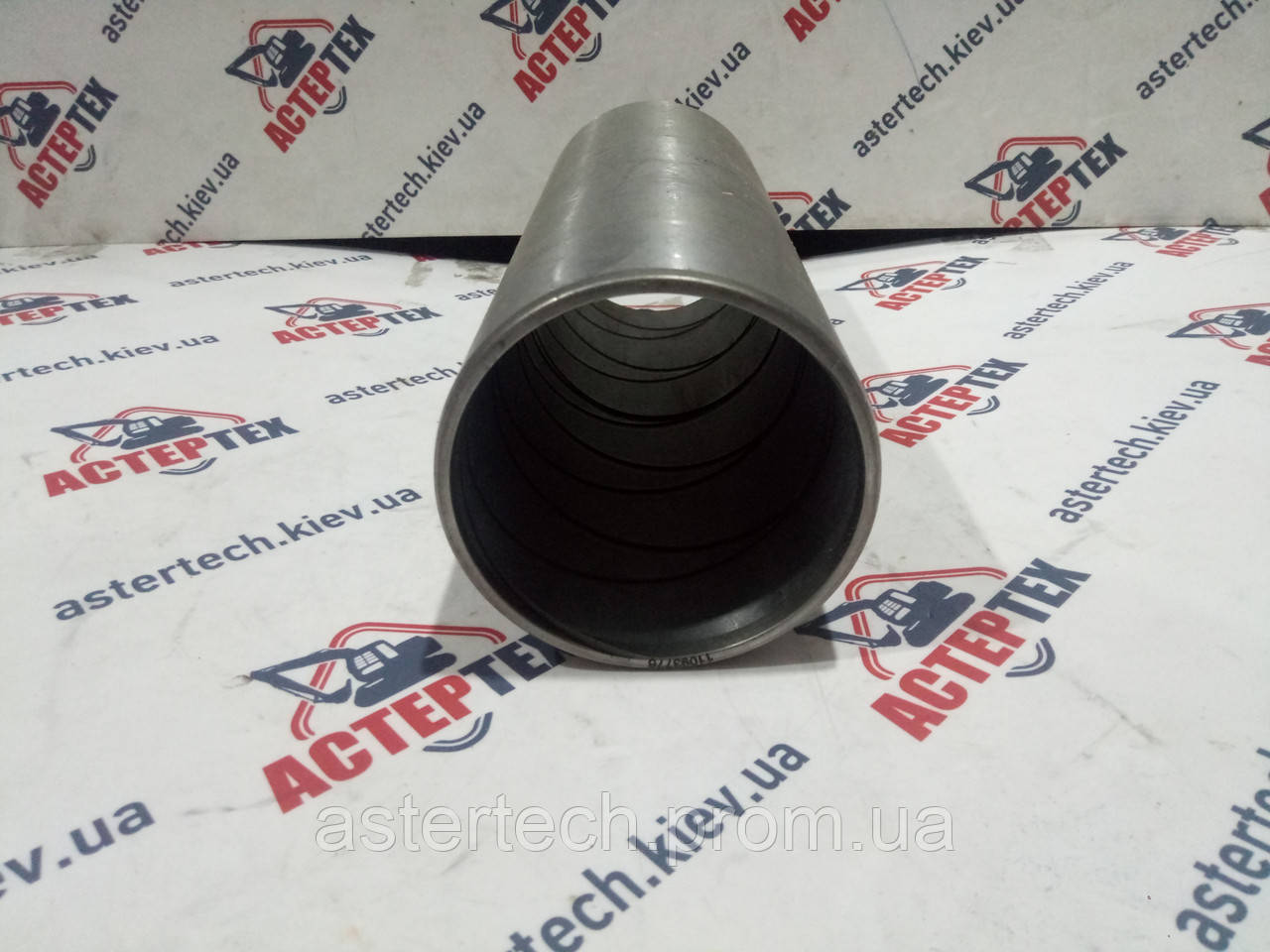 Втулка VOLVO Втулка тяги ковша L150E L180F L180C 11093776.