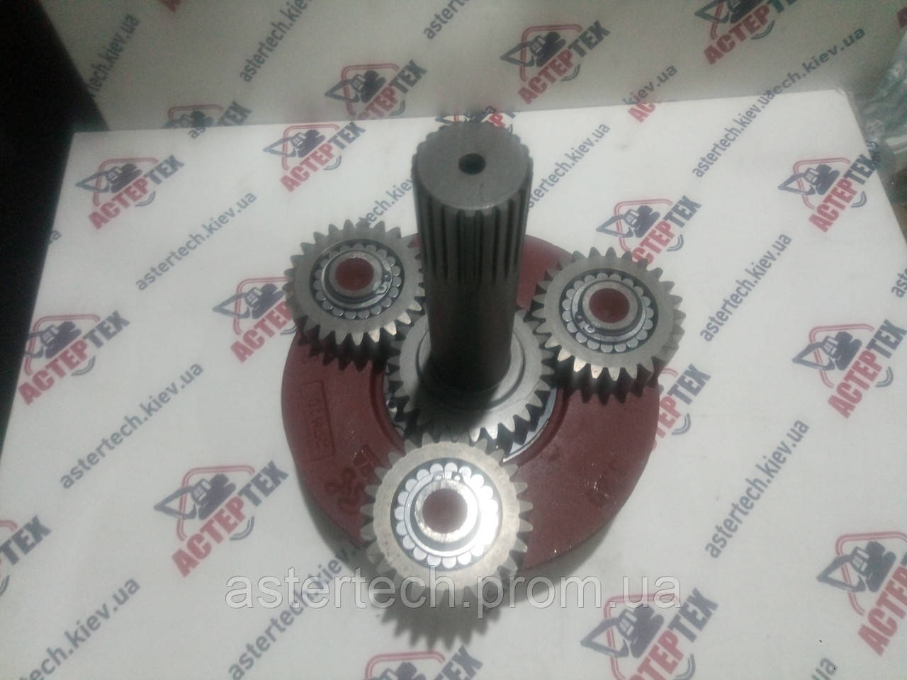 Перша планетарна передача на екскаватор JCB JS330 05/903844, 05/903848.