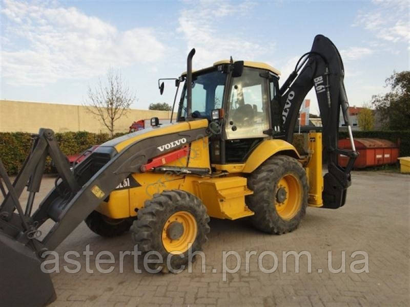 Скло дверей праве, нижнє для Volvo BL61 PLUS, BL71 PLUS